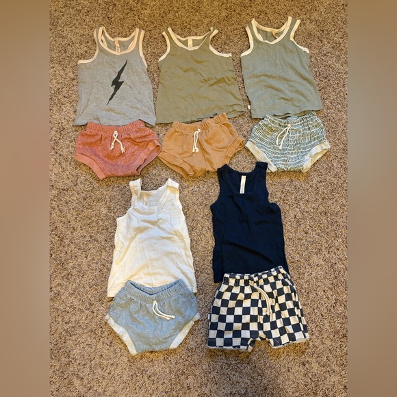 Kids Matching Set - Gray, Green, Orange, Blue, White, Black